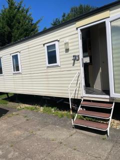 Cosy 8 Berth Caravan Near To Skegness At Southview Holiday Park Ref 33057F - 1