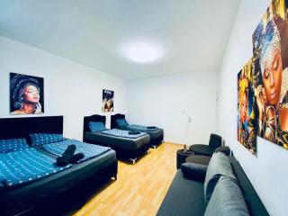 Cozy 3BR Shared Apt for Groups, 10-Min to Währinger Park - 1