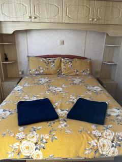 2 Bedroom caravan Hunstanton pets go free - 2