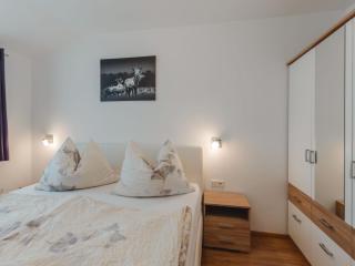 Apartment Apartment Fankhauser by Interhome - Piesendorf - 2