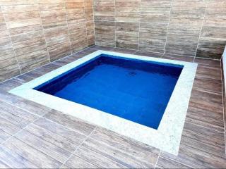 LAZER COMPLETO BEM DECORADO E ACONCHEGANTE AR E WIFi - 2