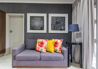 Sandton City Luxury Apartment - 2