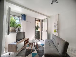 L'ABBAT-JOUR - Le Nelli - Calme - Lumineux - Tarbes - 8