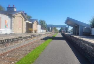 The Railway Lodge - Sleeps 11 - Pet Friendly - Moate - 2