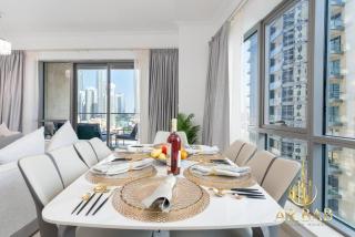 Arbab Homes Super Deluxe 2BR Full Burj Khalifa View- South Ridge - Dubai - 3