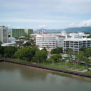 DoubleTree by Hilton Cairns - Cairns - 9