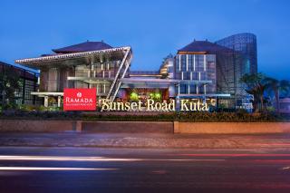 Ramada by Wyndham Bali Sunset Road Kuta - Kuta - 9