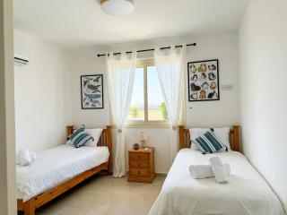 Royal-seacrest Oasis, Pool-side - Paphos - 1
