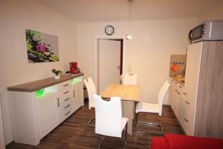 Ferienwohnung Siedlungsstraße - - 1