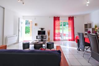 Duo de Maisons avec Piscine et Clim - Savignac-les-Églises - 4