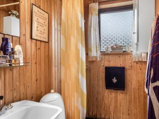Holiday Home Adina - from the sea by Interhome - Hals - 4