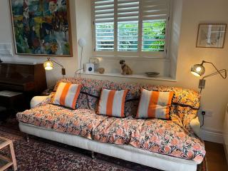 Charming Old Schoolroom - Daventry - 6