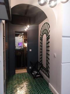 Le Petit Atelier Des Lumières, VÉRANDA AGRÉABLE - Paris - 1