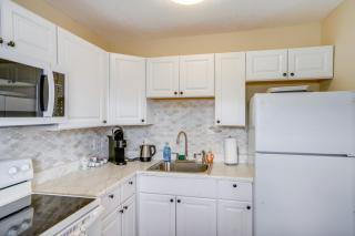 Peaceful Catskills Condo with Deck and Mountain View! - Windham - 1