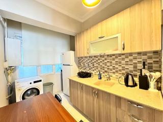 New Comfy Flat, 4BR, 4ACs, Taksim - 7