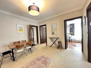 Spatious Modern Apartment 4BR, 4ACs, 3 min walk from Taksim - 1