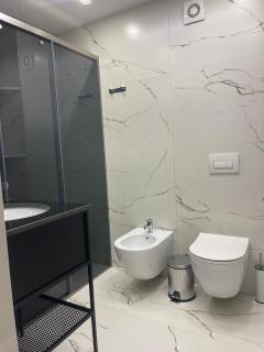 Room 3 - Tirana - 5