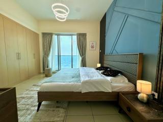 Skyline View Premium Apartment - Dubai - 1