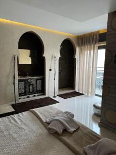 President suite, luxury traditional apartment central in Iberia - Tangeri - 2