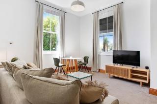 Modern Style - Classic Charm Off Street Parking - 3