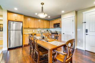 Walk to Slopes Granby Condo with Balcony! - 4