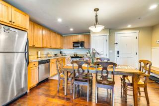 Walk to Slopes Granby Condo with Balcony! - 3