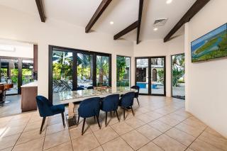 Golf from home! 8BR Lux Villa, Pool, Beach Club! - 2