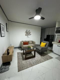 MDEC Apartments - Hilongos - 0