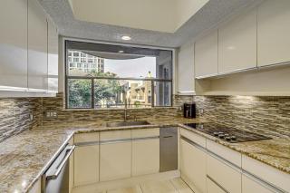 < 2 Mi to Galleria: Spacious Houston Home! - 1