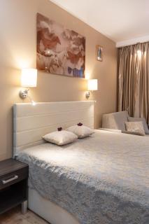 Baltic Amber in Diplomatic District & Free Parking - 2