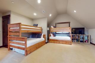 Evergreen Escape - 6