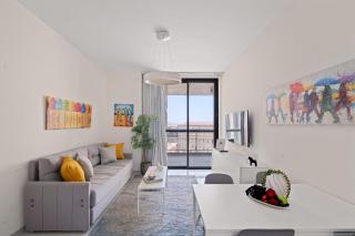 JTower 1BDM Balcony - Isrentals - Jerusalem - 7