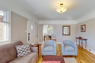 Tudor Casa - Bremerton - 4