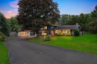 Sidney Lodging home - 0