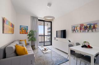 JTower 1BDM Balcony - Isrentals - Jerusalem - 9