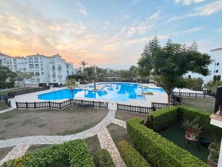 Sunset Haven - La Torre Golf Resort - 1