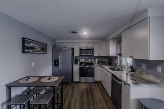 Spacious Backyard & Pool Retreat - 5 Mins to Beach - 2