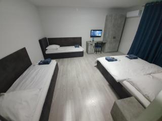 HotelRoom 27 - Uschhorod - 5