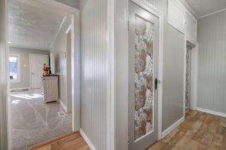 Modern Vintage Charm - Vernal - 1