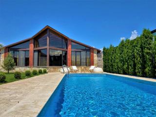 Bloom House - Zovuni - 3