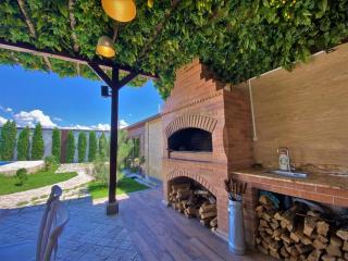 Bloom House - Zovuni - 4