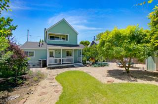 Downtown Splendor - 2