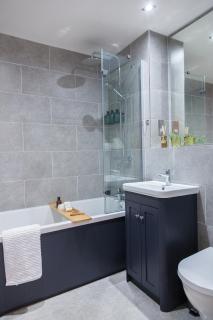 1 Bedroom Flat - Long Term Stay Rates-Contractors-Professionals-Relocation - Leeds - 3