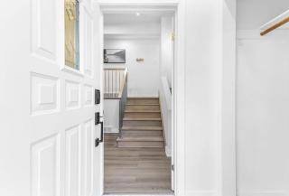 Spacious Urban Cabin in West Montreal - 4BR - 9