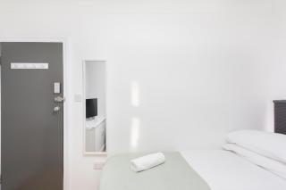 Studio9 Rooms - Next to Emirates Stadium - Budget Rooms with Shared Bathroom - Londra - 2