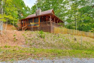 5 Mi to Blue Ridge Lake Cabin with Fire Pit! - Morganton - 9