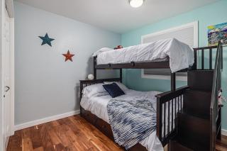Cozy City Stay, 3bdrm near Airport - Anchorage - 2