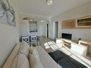 Atlantis 3 One bedroom, sea front, in complex with pool - Costa Del Silencio - 2