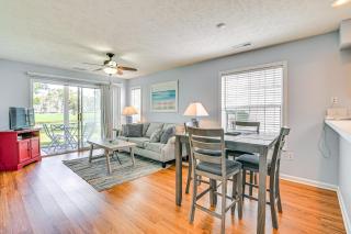 Myrtle Beach Condo with Pool Access 5 Mi to Ocean - Myrtle Beach - 4
