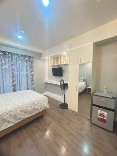 Golf View, New Studio Apartment Grand Residences Cebu, North Tower A - 2